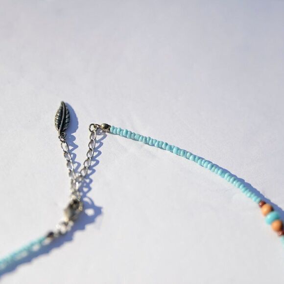 Vintage 70's Navajo Beaded Feather Necklace - Picture 7 of 8